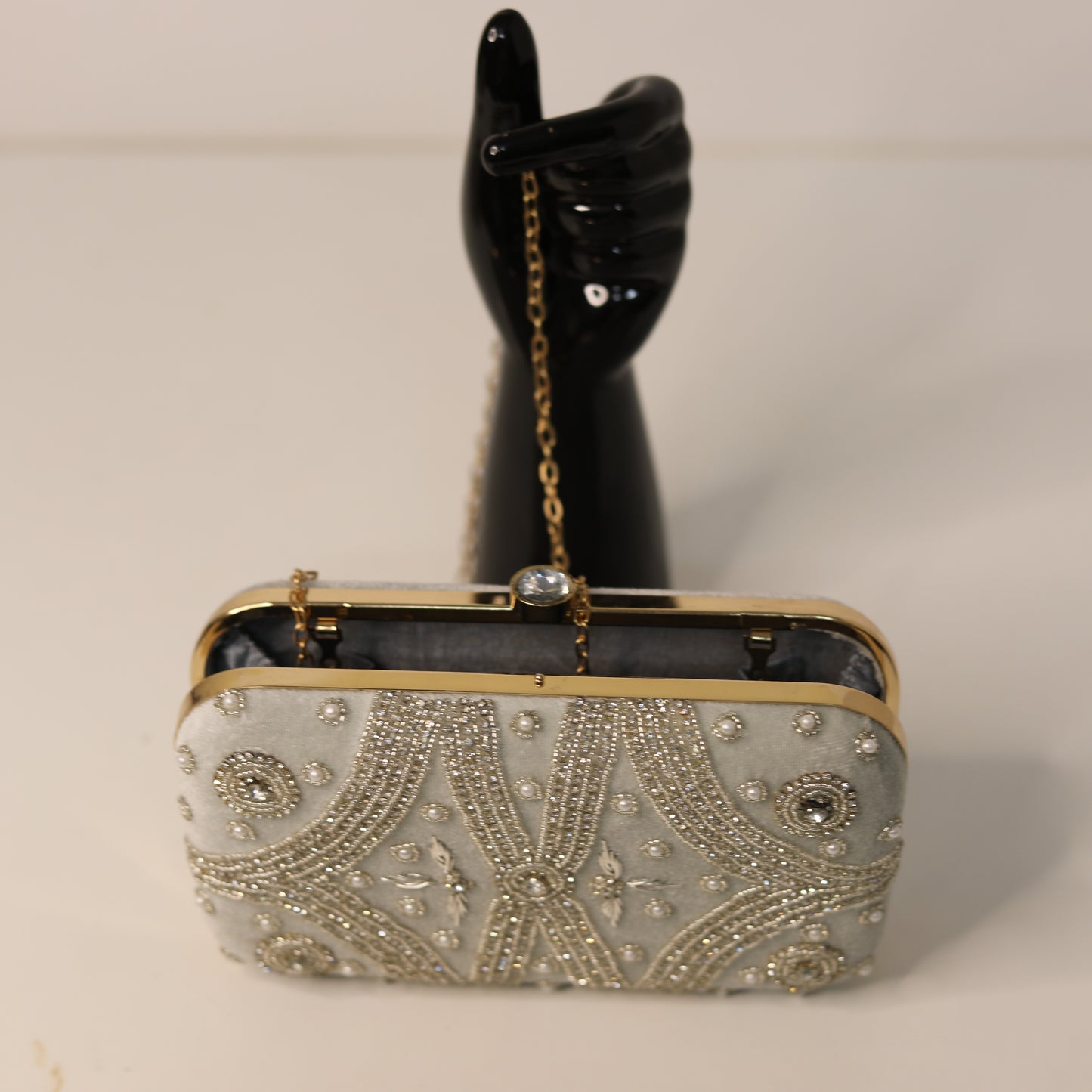 Silver Embroidered Clutch – Luxury Party & Wedding Bag