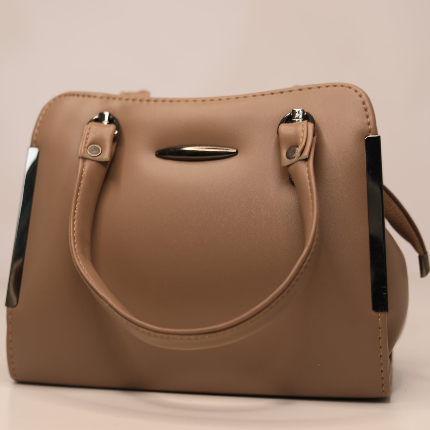 Rose Pink Premium Satchel Handbag – Soft Elegance in Quality Finish