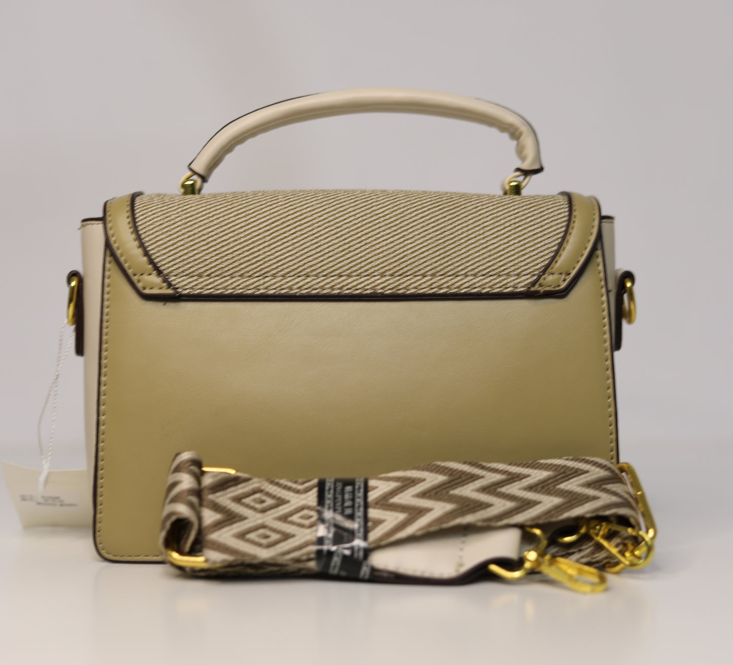 Two-Tone Structured Handbag – Elegant & Versatile