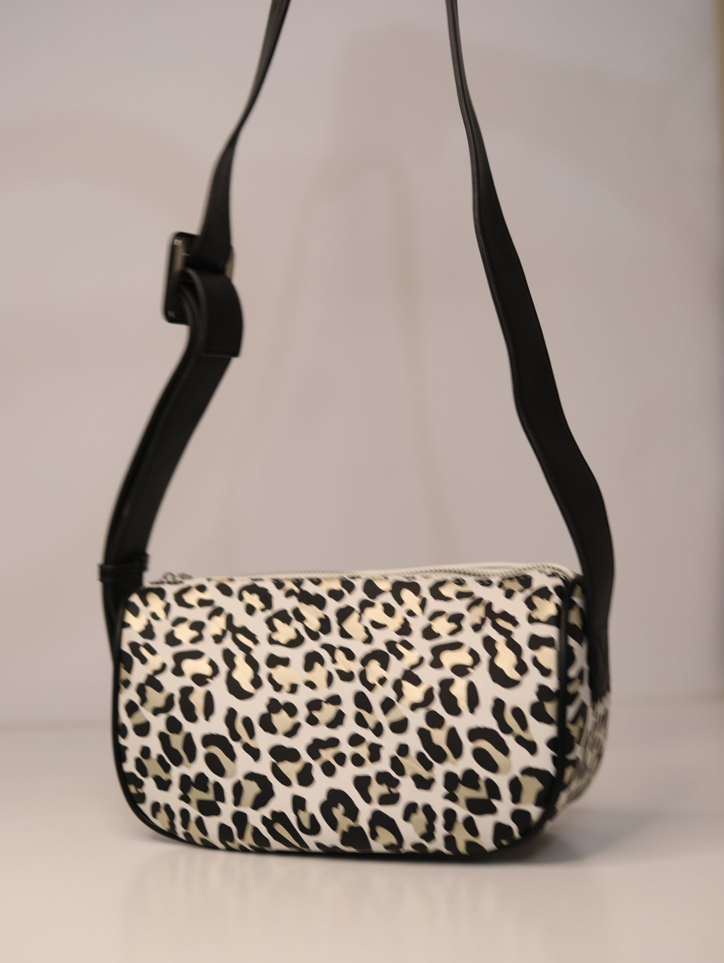 Black Quilted Crossbody Bag – Classic & Versatile