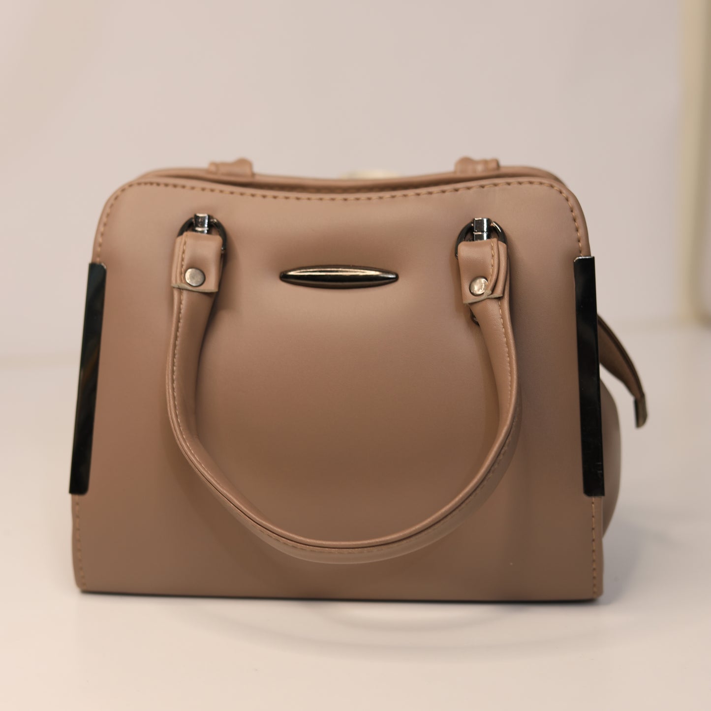 Rose Pink Premium Satchel Handbag – Soft Elegance in Quality Finish