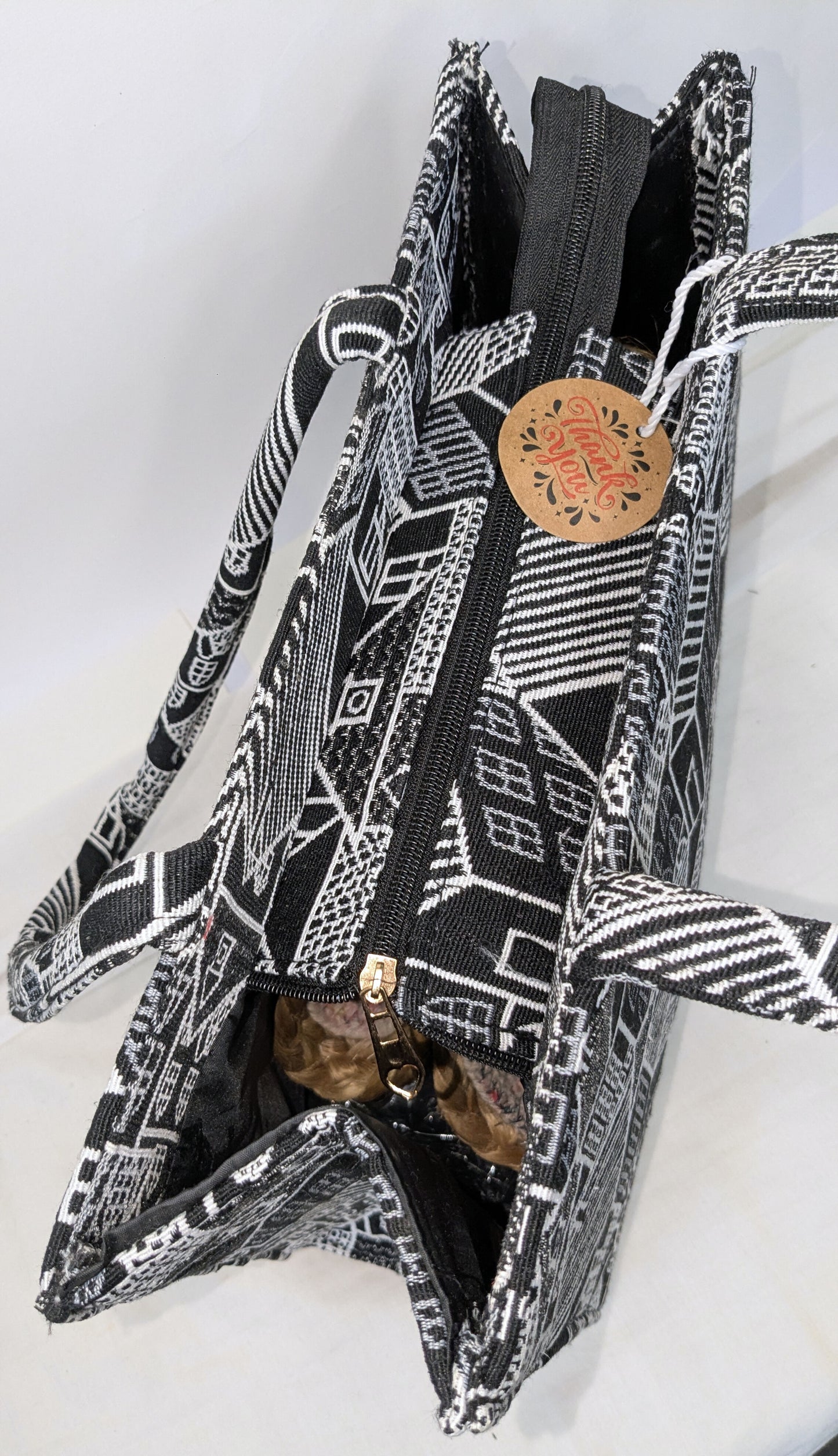 Black & White Cityscape Tote Bag – Artistic & Functional